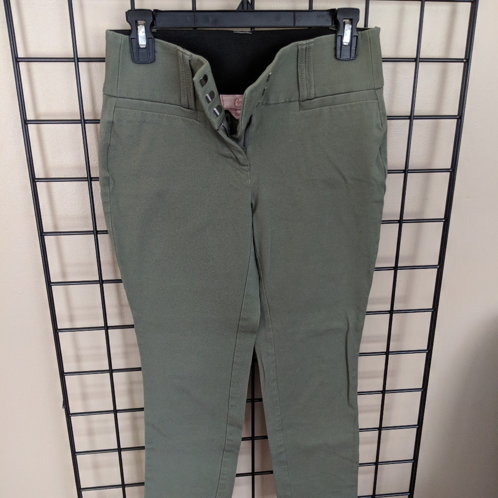 Candie's Ankle Pants